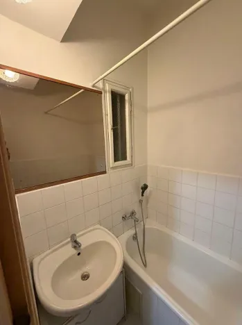 Prodej bytu 1+kk, Praha - Bubeneč, Zelená, 26 m2