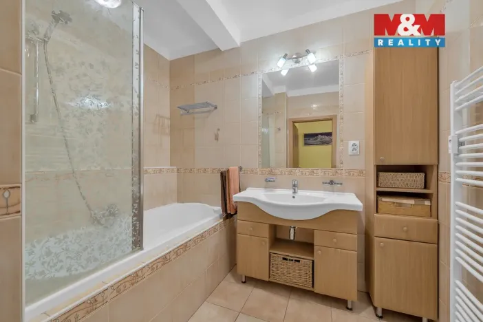 Pronájem bytu 3+kk, Pardubice - Trnová, Jozefa Gabčíka, 74 m2