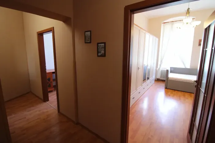 Pronájem bytu 2+1, Karlovy Vary, I. P. Pavlova, 54 m2