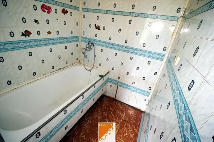 Prodej bytu 2+1, Klášterec nad Ohří, Jana Ámose Komenského, 68 m2