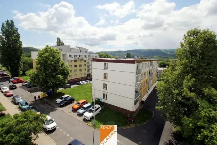 Prodej bytu 2+1, Klášterec nad Ohří, Jana Ámose Komenského, 68 m2