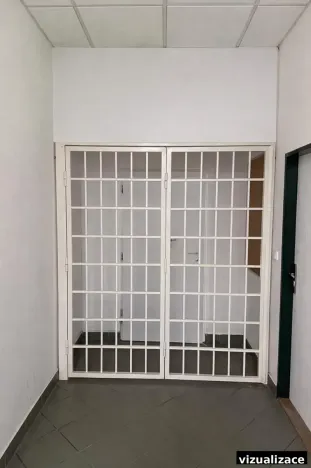 Pronájem obchodního prostoru, Rožnov pod Radhoštěm, 1. máje, 133 m2