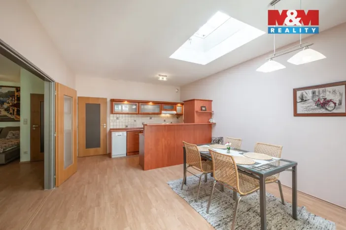 Prodej bytu 2+kk, Mariánské Lázně, Masarykova, 65 m2