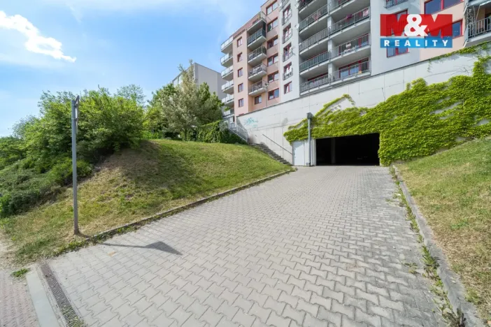 Pronájem bytu 1+kk, Plzeň - Skvrňany, Waltrova, 50 m2