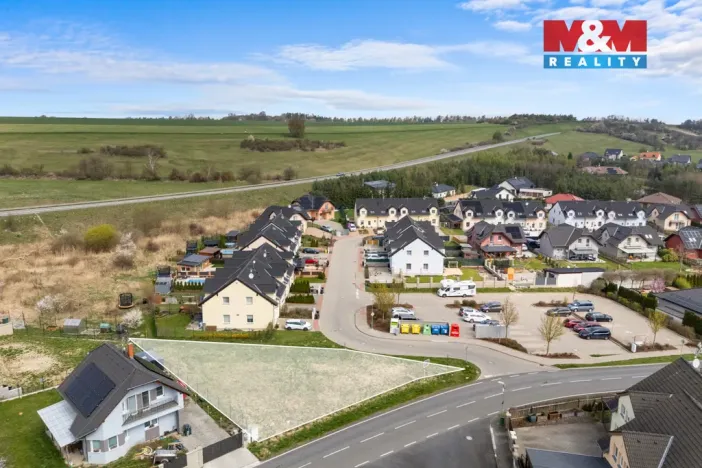Prodej pozemku pro bydlení, Lány, 589 m2