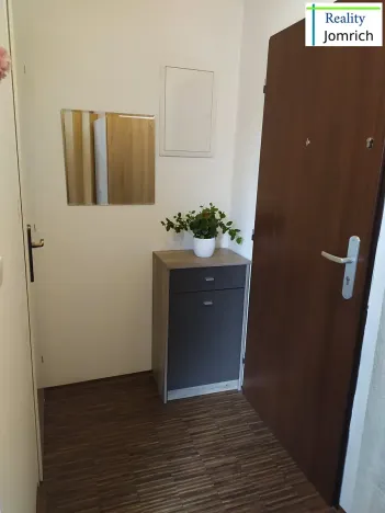 Pronájem bytu 1+kk, Liberec, Česká, 30 m2