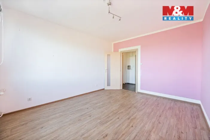 Prodej bytu 3+1, Jindřichův Hradec - Jindřichův Hradec III, sídliště Vajgar, 73 m2