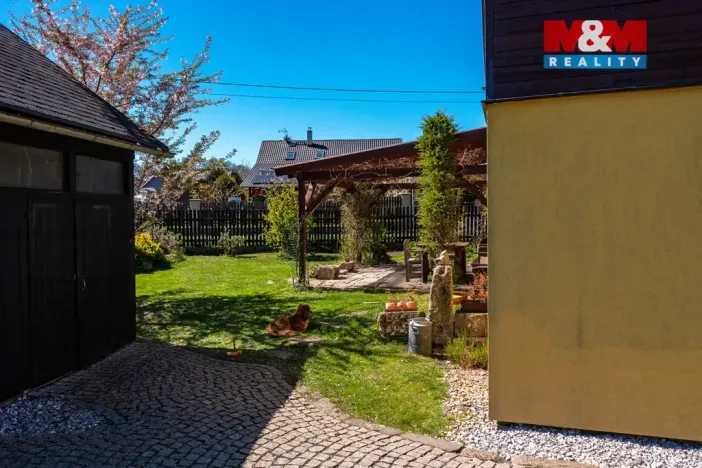 Prodej rodinného domu, Bynovec, 164 m2