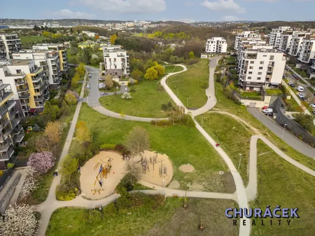 Prodej bytu 3+kk, Praha - Hrdlořezy, V třešňovce, 287 m2