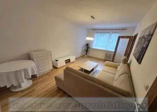 Pronájem bytu 2+1, Ústí nad Labem, Šrámkova, 60 m2