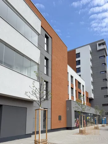 Pronájem bytu 1+kk, Praha - Vysočany, Poděbradská, 34 m2