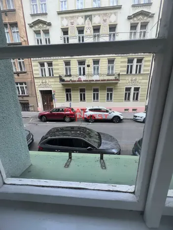 Pronájem bytu 2+kk, Praha - Holešovice, Jirečkova, 52 m2