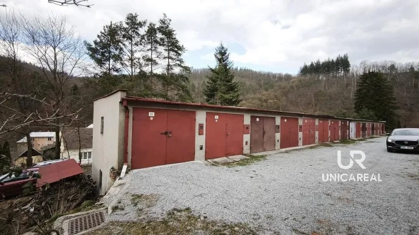 Prodej ostatní, Adamov, Plotní