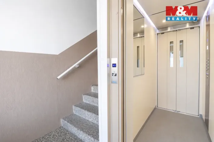 Prodej bytu 1+1, Chodov, U Porcelánky, 36 m2