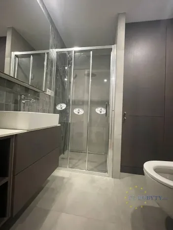 Pronájem bytu 1+kk, Praha - Vršovice, Bartoškova, 40 m2