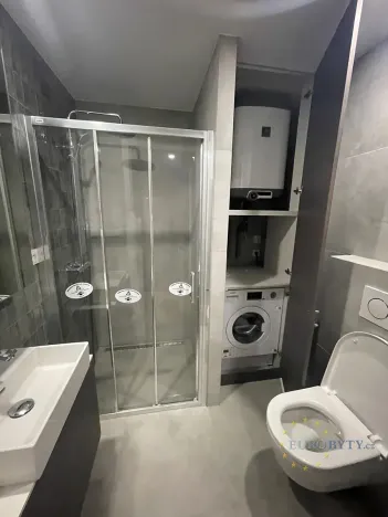 Pronájem bytu 1+kk, Praha - Vršovice, Bartoškova, 40 m2