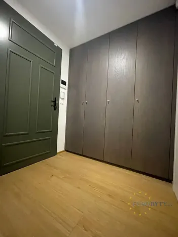 Pronájem bytu 1+kk, Praha - Vršovice, Bartoškova, 40 m2