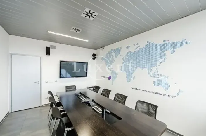 Pronájem kanceláře, Praha - Smíchov, Nádražní, 294 m2