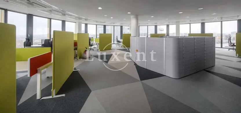 Pronájem kanceláře, Praha - Nusle, Pikrtova, 500 m2