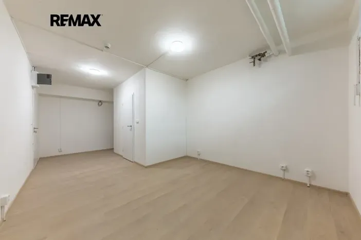 Prodej bytu 1+kk, Praha - Střížkov, Děčínská, 23 m2