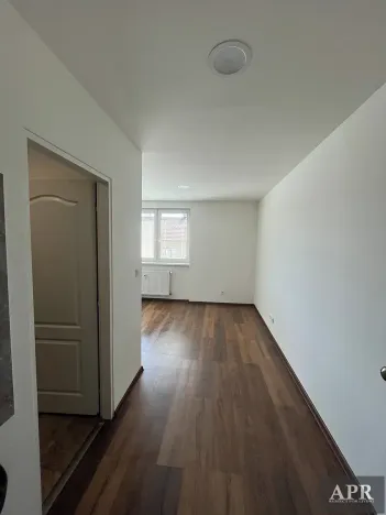 Pronájem bytu 1+kk, Uherský Brod, Hradišťská, 28 m2