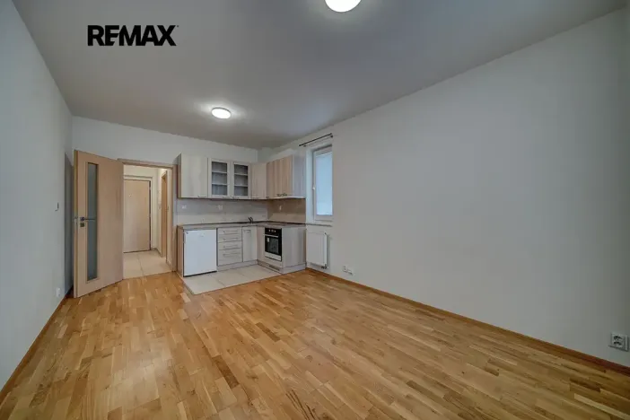 Pronájem bytu 1+kk, Poděbrady, Čechova, 28 m2