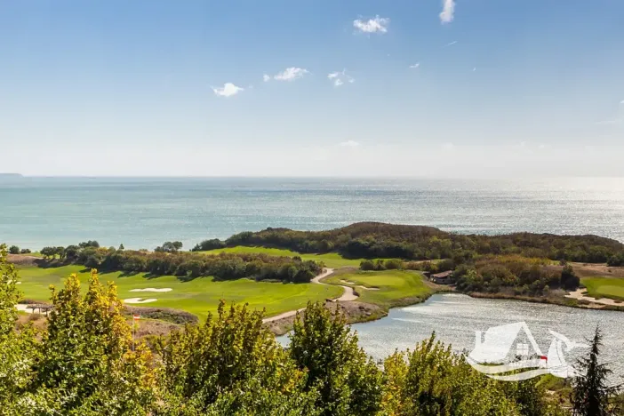 Prodej bytu 2+kk, Kavarna, Bulharsko, 97 m2