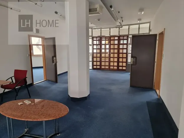 Pronájem komerční nemovitosti, Plzeň, 1000 m2