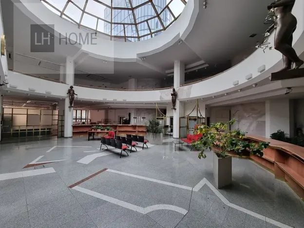 Pronájem kanceláře, Plzeň, 1000 m2