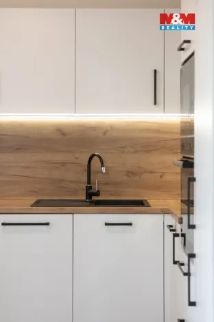 Prodej bytu 3+1, Ostrava - Bělský Les, Jiřího Herolda, 74 m2