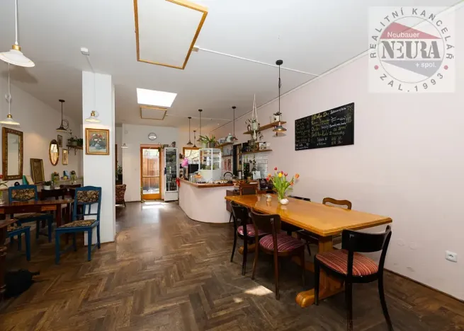 Prodej rodinného domu, Dobříš, Mírové náměstí, 451 m2