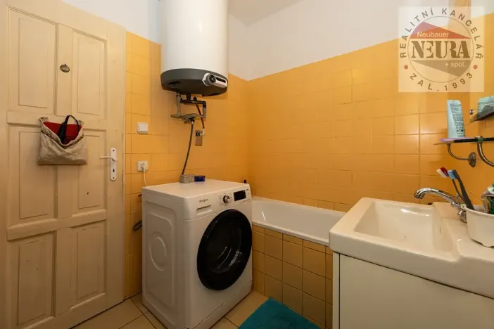 Prodej rodinného domu, Dobříš, Mírové náměstí, 451 m2