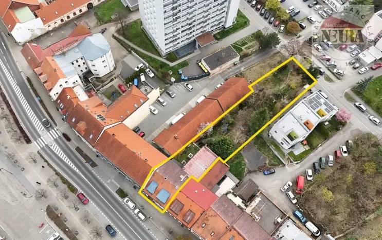 Prodej rodinného domu, Dobříš, Mírové náměstí, 451 m2