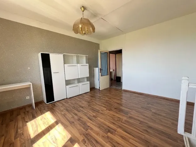 Prodej bytu 3+1, Líšťany - Luhov, 70 m2