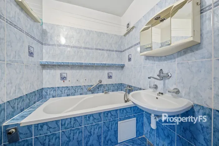 Prodej bytu 3+1, Praha - Bohnice, Toruňská, 81 m2