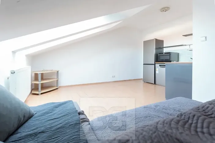 Pronájem bytu 2+kk, Praha - Běchovice, Mladých Běchovic, 51 m2