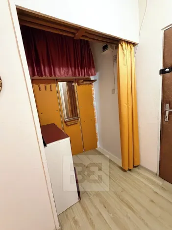 Pronájem bytu 3+1, Karlovy Vary, Plešivecká, 86 m2