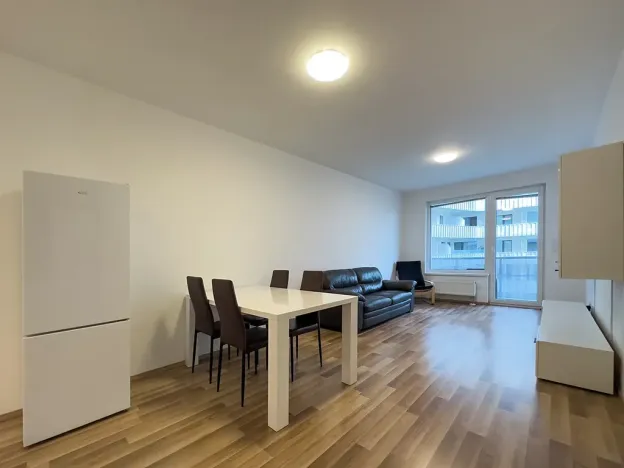 Pronájem bytu 2+kk, Praha - Strašnice, Zvěřinova, 61 m2