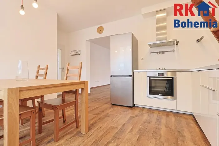 Pronájem bytu 4+1, Praha - Žižkov, Na Jarově, 122 m2