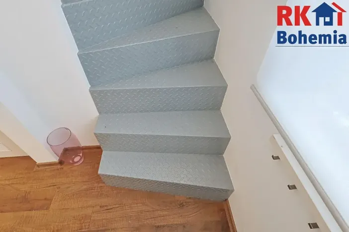 Pronájem bytu 4+1, Praha - Žižkov, Na Jarově, 122 m2