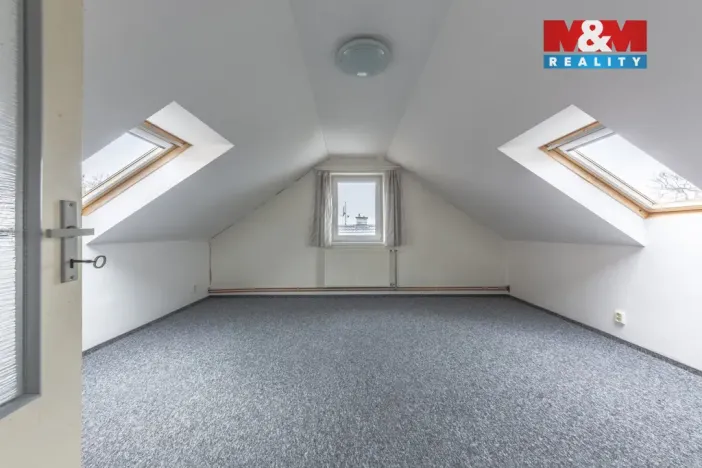 Prodej rodinného domu, Jablonec nad Nisou, Máchova, 300 m2