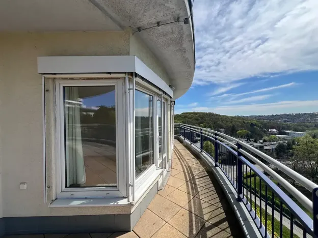 Prodej bytu 6+kk a větší, Praha, Lékařská, 167 m2