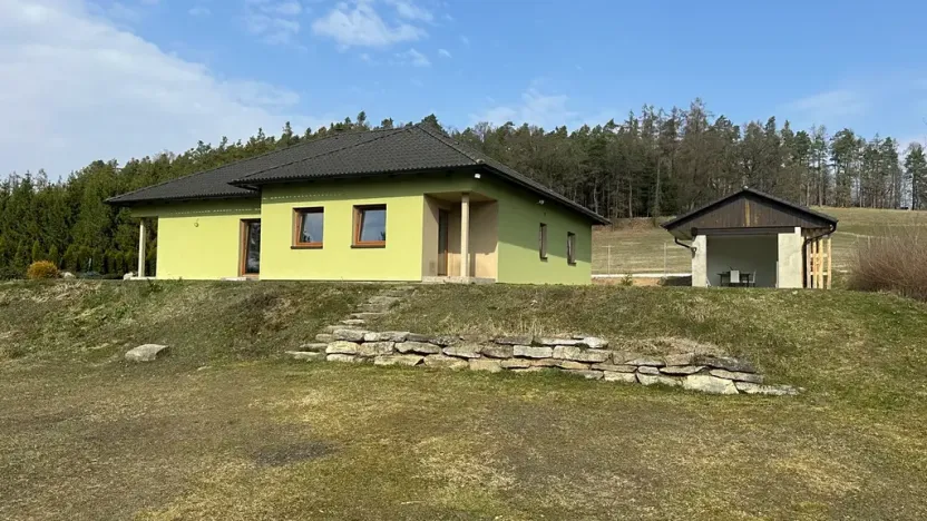 Prodej rodinného domu, Vojkov, 194 m2