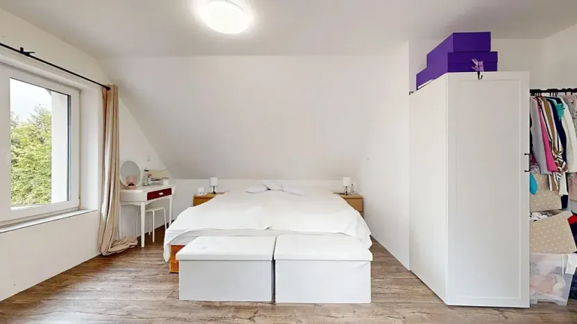 Prodej rodinného domu, Hradešín, 207 m2