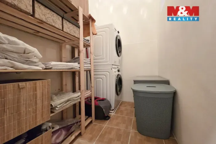 Pronájem bytu 2+1, Karlovy Vary - Drahovice, Vítězná, 69 m2