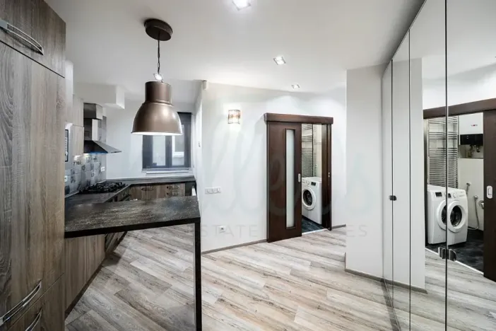 Pronájem bytu 1+1, Praha - Karlín, Lyčkovo náměstí, 28 m2