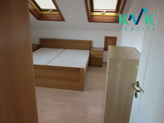 Pronájem bytu 3+1, Karlovy Vary, Jáchymovská, 90 m2