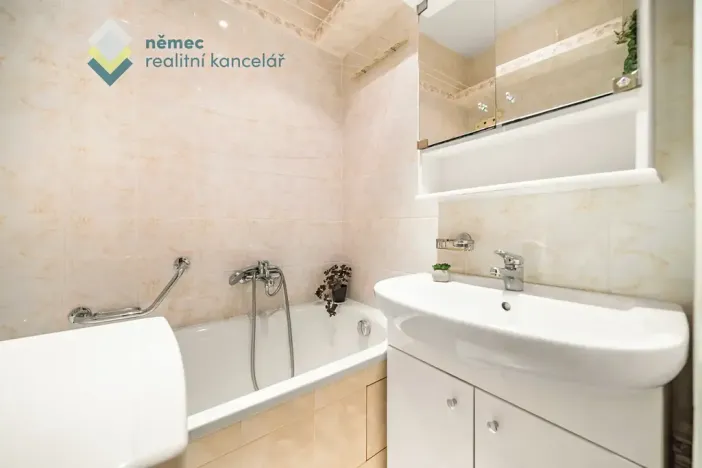 Prodej bytu 3+1, Praha - Hloubětín, Poděbradská, 72 m2