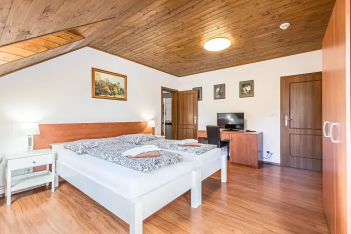 Prodej ubytování, Horní Stropnice, 700 m2