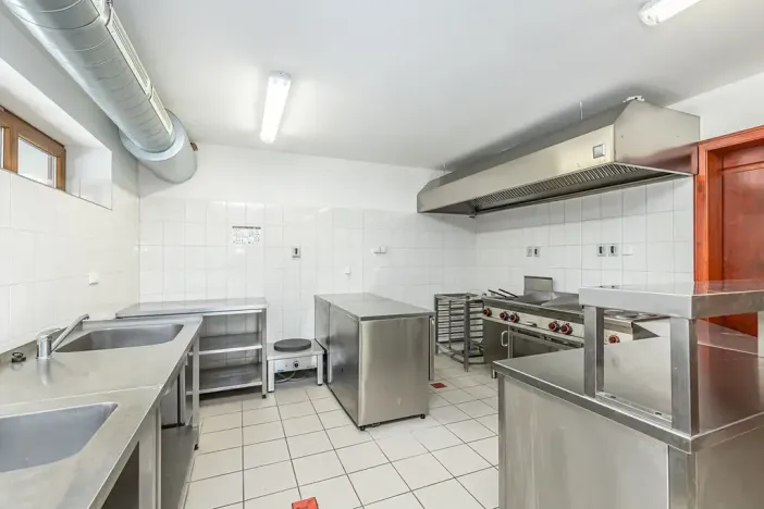 Prodej ubytování, Horní Stropnice, 700 m2